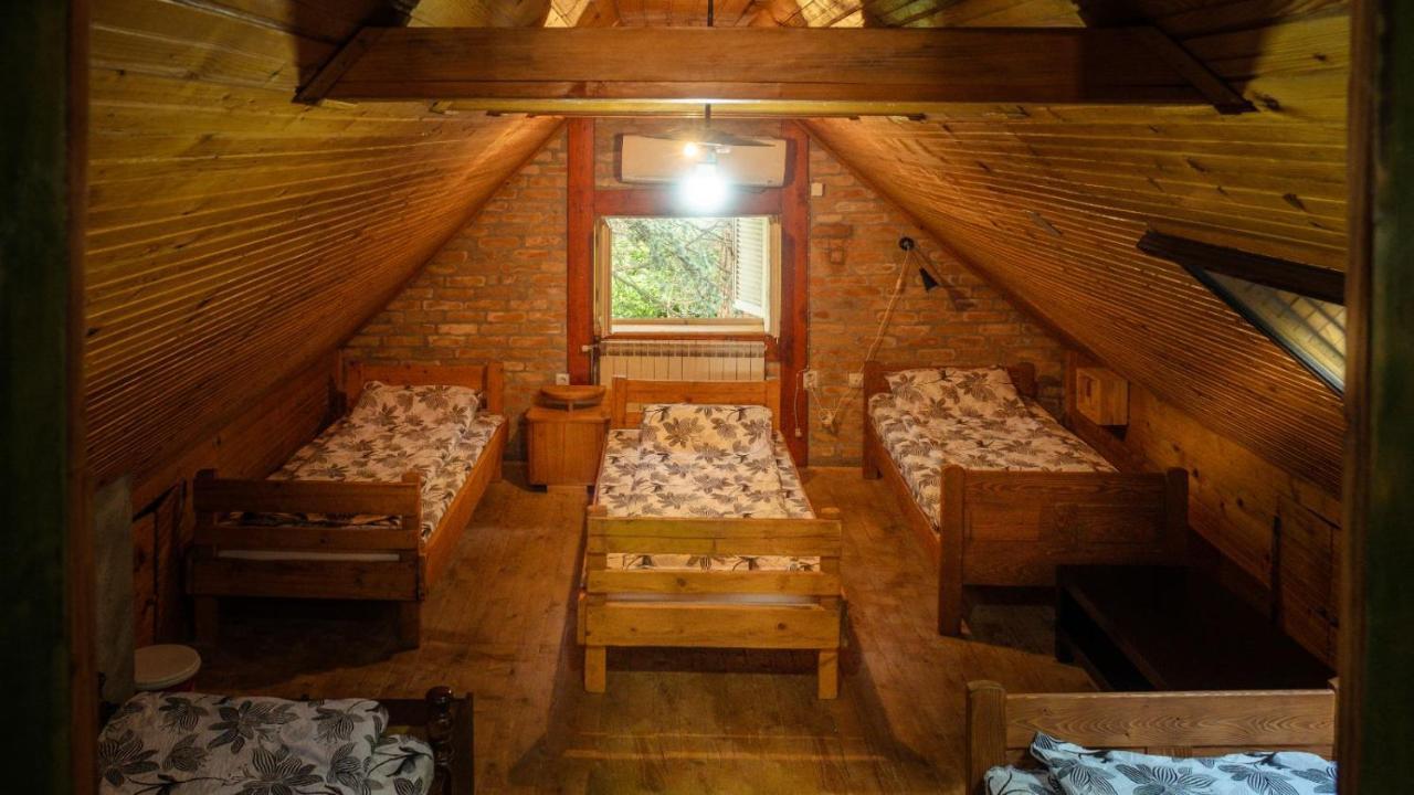 Lodging Vidmar Σρέμσκι Καρλόβτσι Εξωτερικό φωτογραφία
